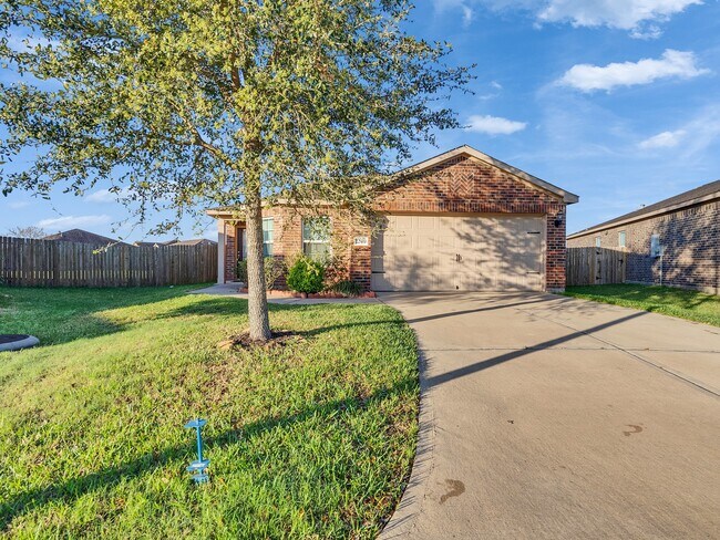 Building Photo - 22419 Iron Mill Dr