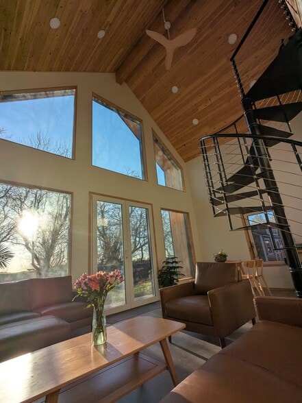 Building Photo - 7895 S 400 W