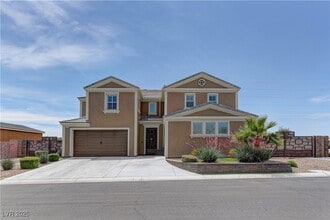 Building Photo - 1025 Bluebird Hill Ave