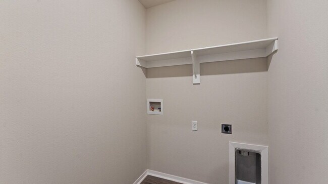 Building Photo - 2525 E Fox Mdw St