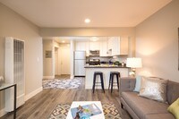 Building Photo - Solis Garden