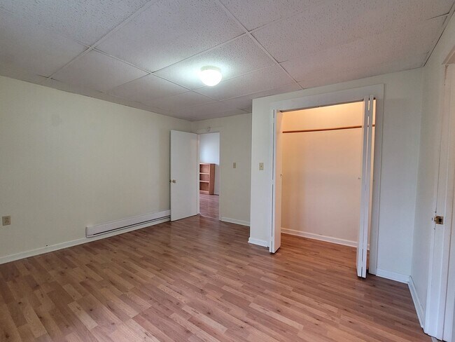 Building Photo - wmai302