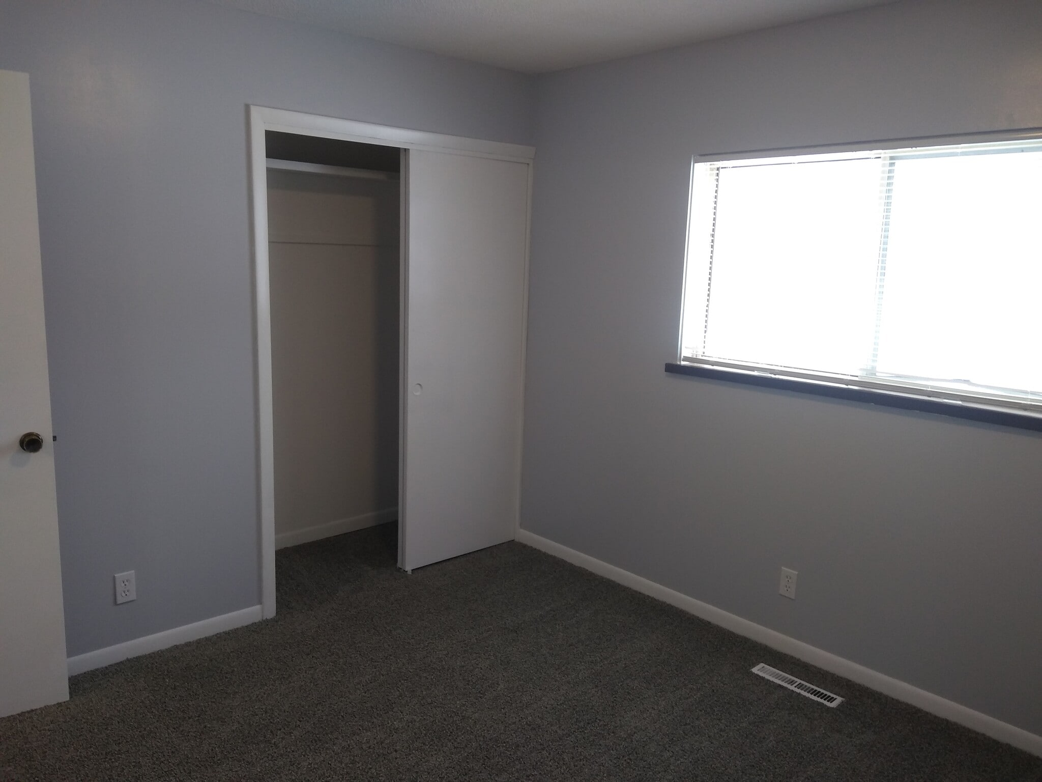 Master Bedroom - 3307 henry st