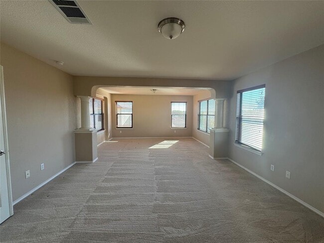 Building Photo - 500 Springbrook Rd