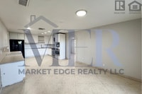 Building Photo - 4Bed/3Bath House at Broadway/Mill Ave! $199 MOVE-IN SPECIAL! Ready for Immediate Move-In! -- RV GATE