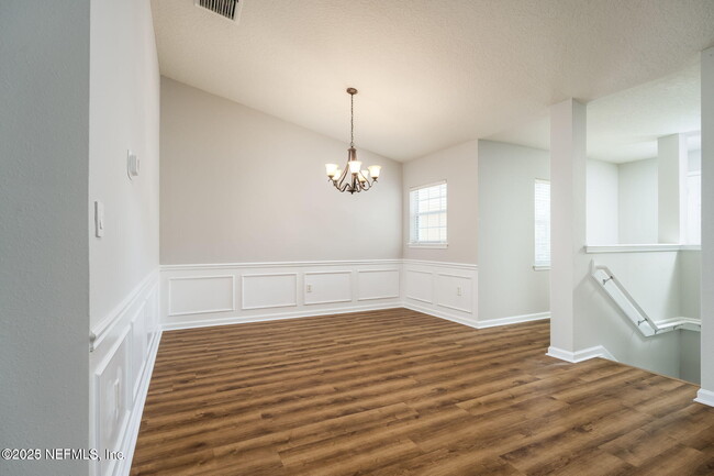 Building Photo - 6606 White Blossom Cir