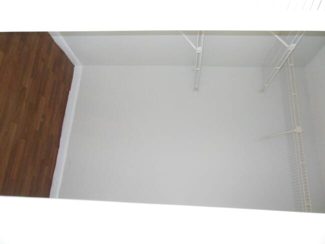 Building Photo - 708 Executive Center Dr