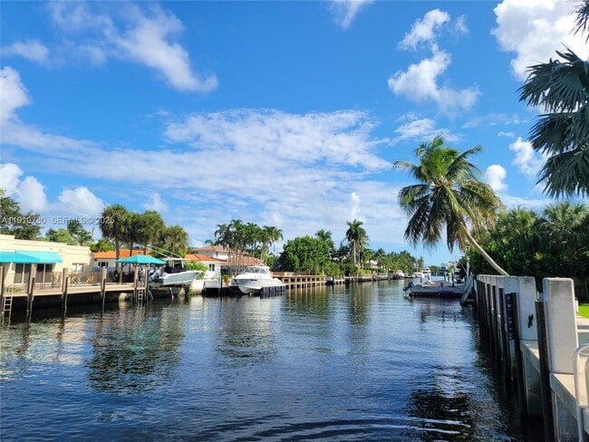 Building Photo - 1750 E Las Olas Blvd