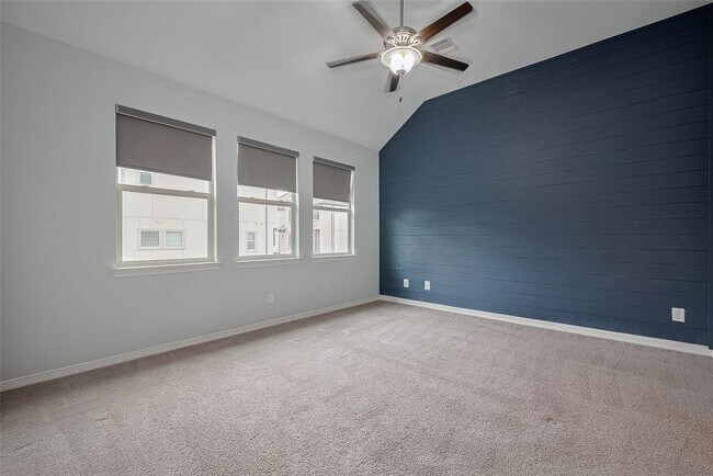 Building Photo - 1503 Miles Oaks Pl