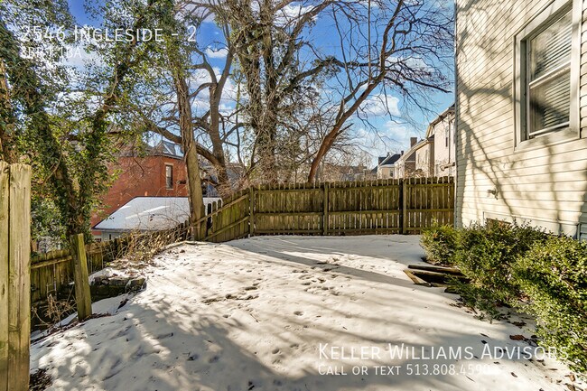Building Photo - 2546 Ingleside-2