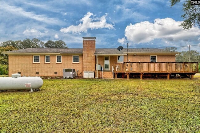 Building Photo - 221 Crooked Creek Rd