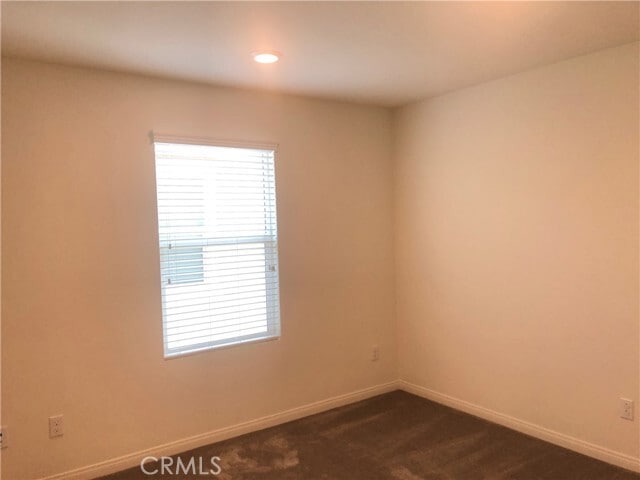 Building Photo - 2735 E Howlett Ln