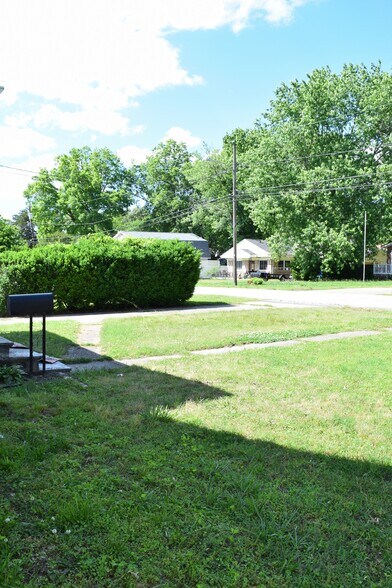 View from the front - 18 Morrison Ave