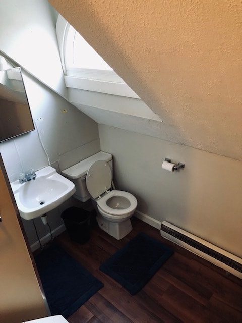 bath - 422 N Buckeye St