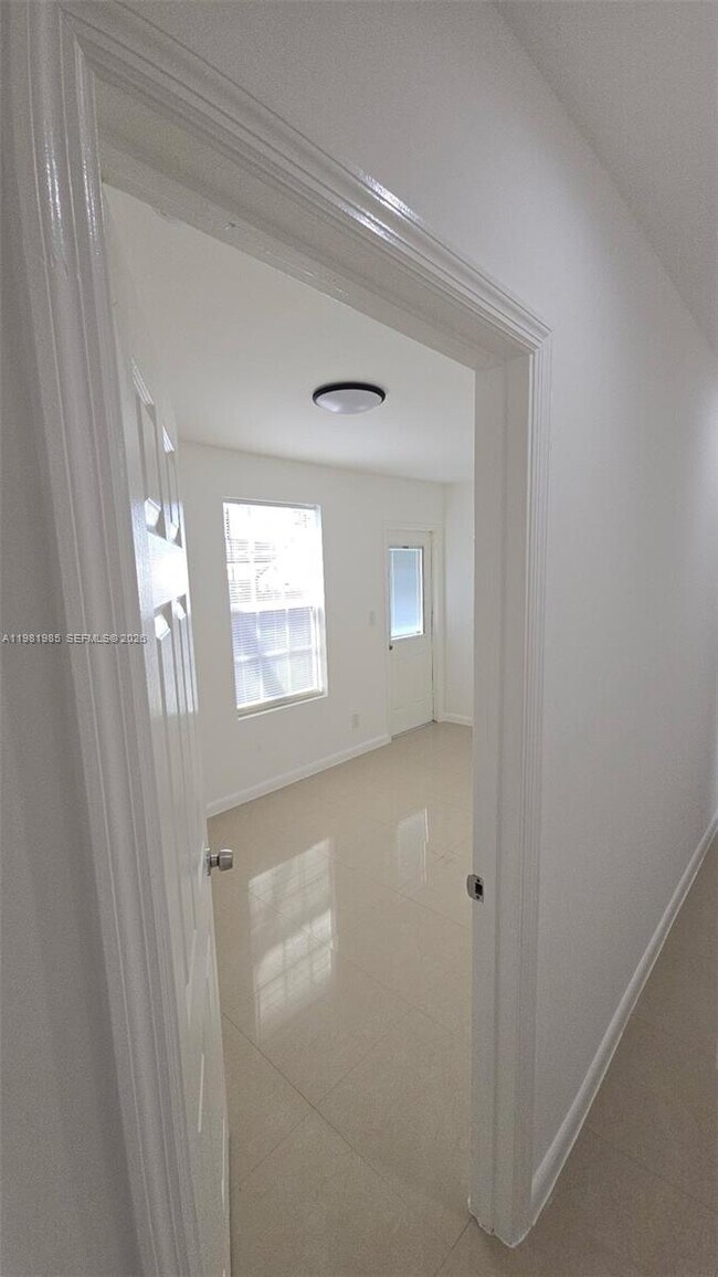 Building Photo - 6761 SW 13th Terrace