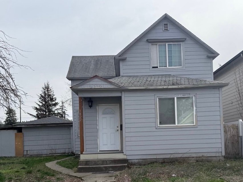 Building Photo - 1822 E Pacific Ave