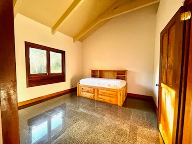 Building Photo - 43-1449 Pohakealani Rd