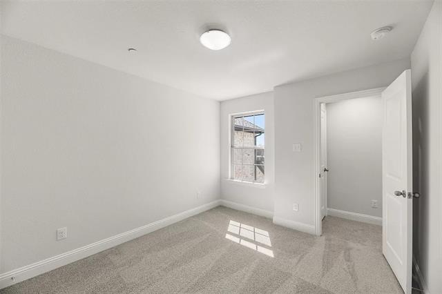 Building Photo - 521 Sandiford Ct