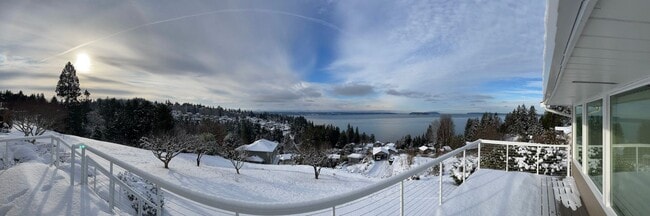 Building Photo - Modern 4-Bedroom Home with Panoramic Water & Mountain Views