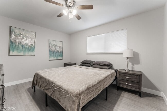 Building Photo - 3992 Chinchilla Ave