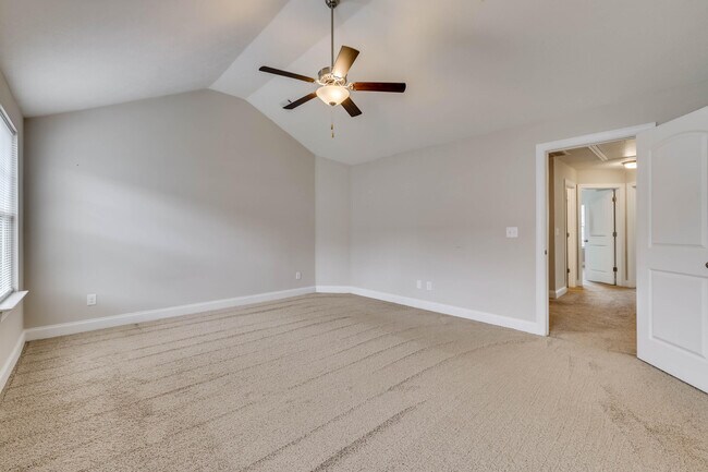 Building Photo - 4281 Valencia Ln