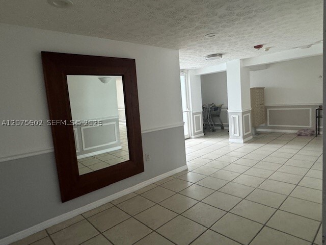 Building Photo - 3702 NE 171 St