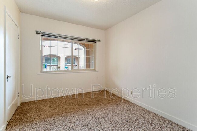 Building Photo - 1322 NE 68th Ave