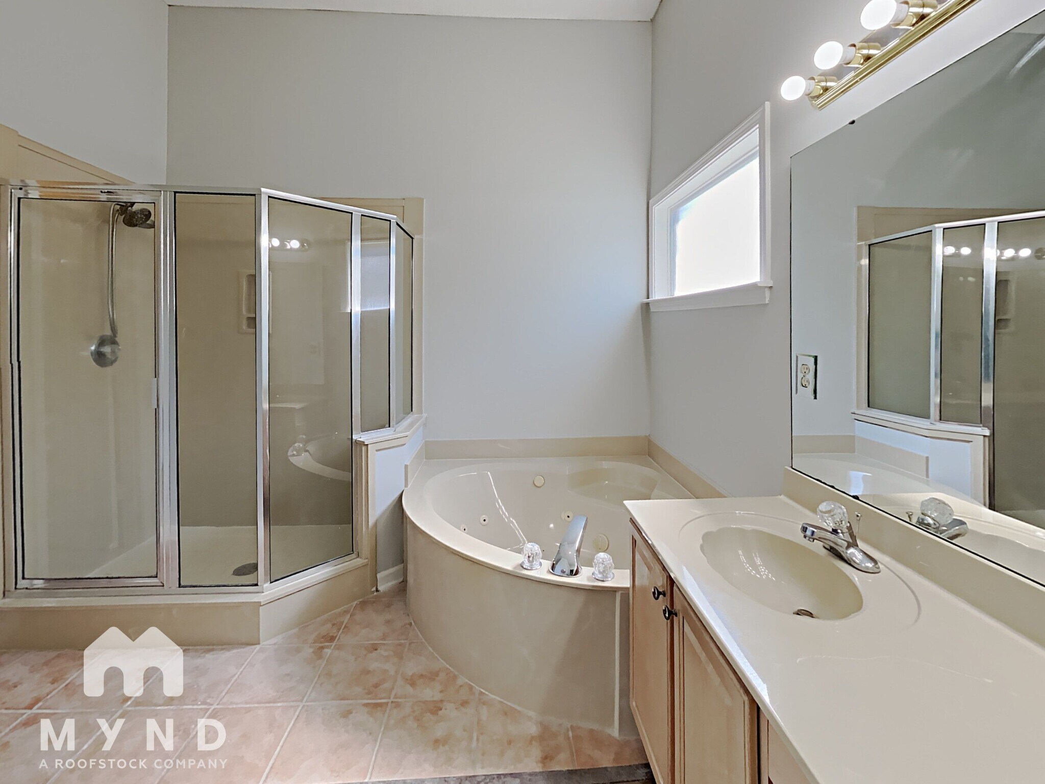 Building Photo - 4811 Migaldi Dr