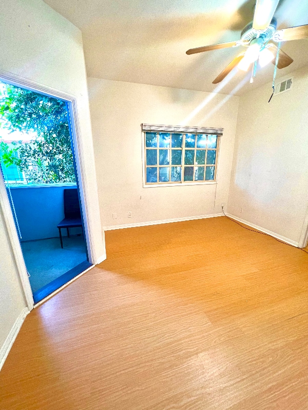 Building Photo - 4862 Santa Cruz Ave