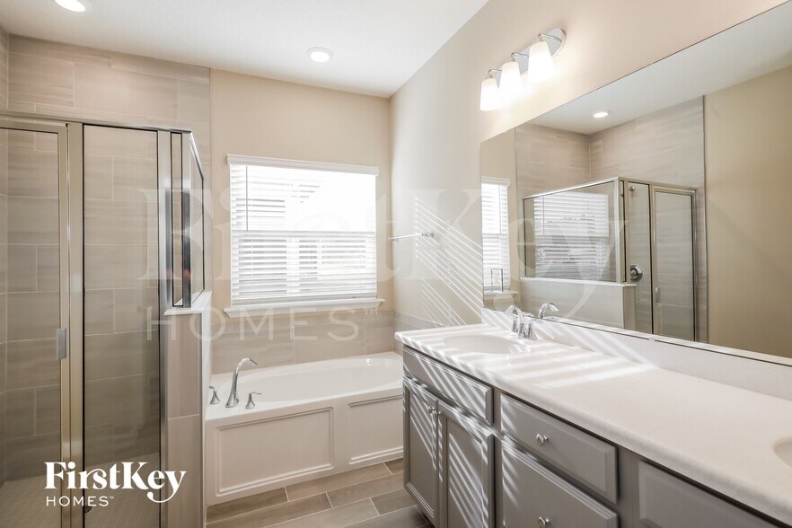 Building Photo - 263 Bloomfield Wy