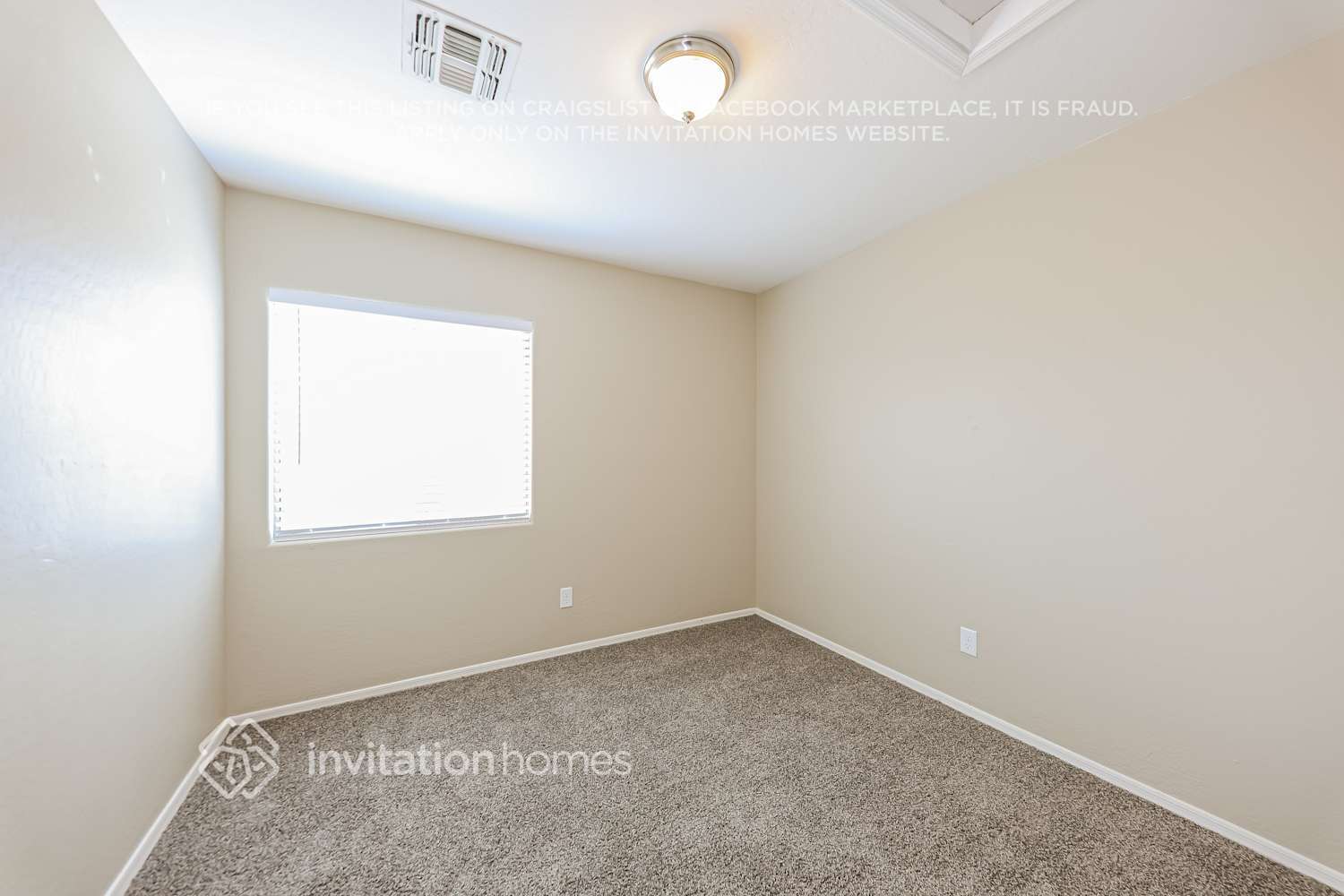 Building Photo - 16145 W Lisbon Ln