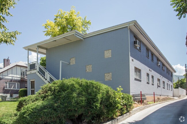 Building Photo - 245 S 800 E