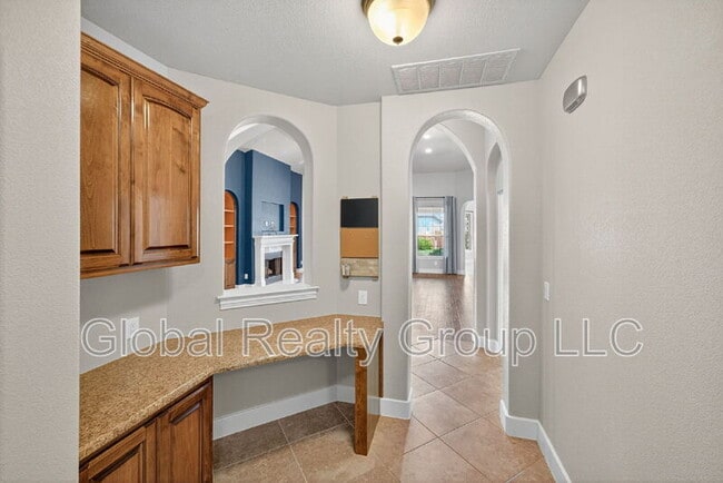 Building Photo - 7914 Milton Favor
