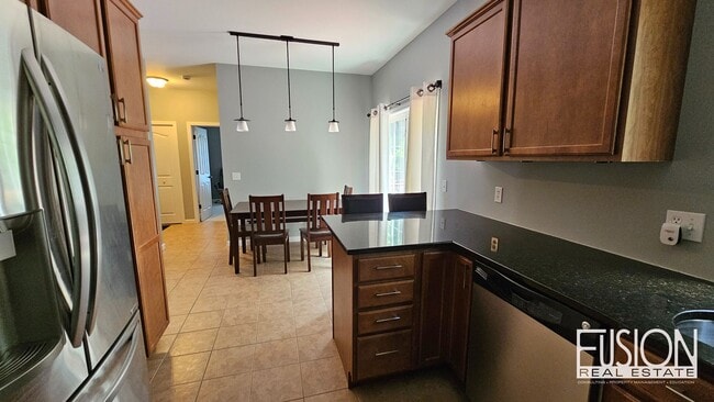 Building Photo - FREE July Rent for this Quiet, Four Bedroo...
