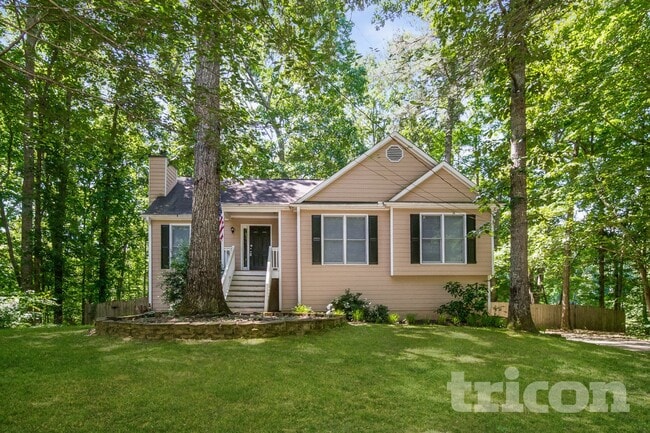 Building Photo - 450 Amsterdam Way