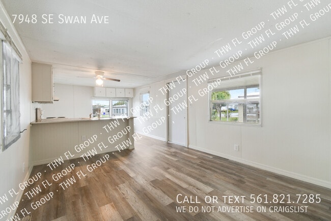Building Photo - 7948 SE Swan Ave