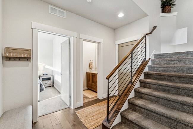 Building Photo - 3369 E Exacta Ln