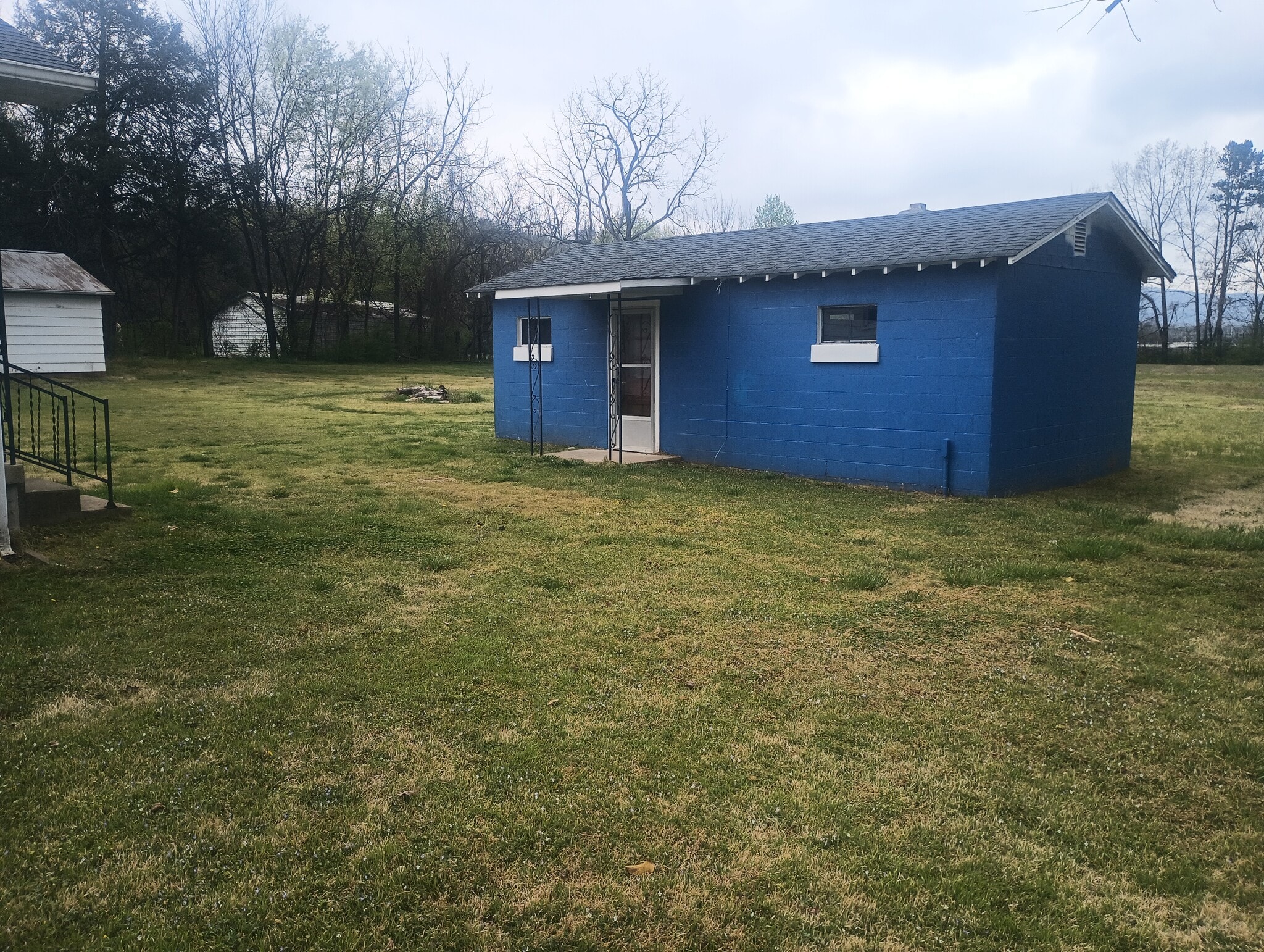 Our Guest House - 1039 Old State Highway 8