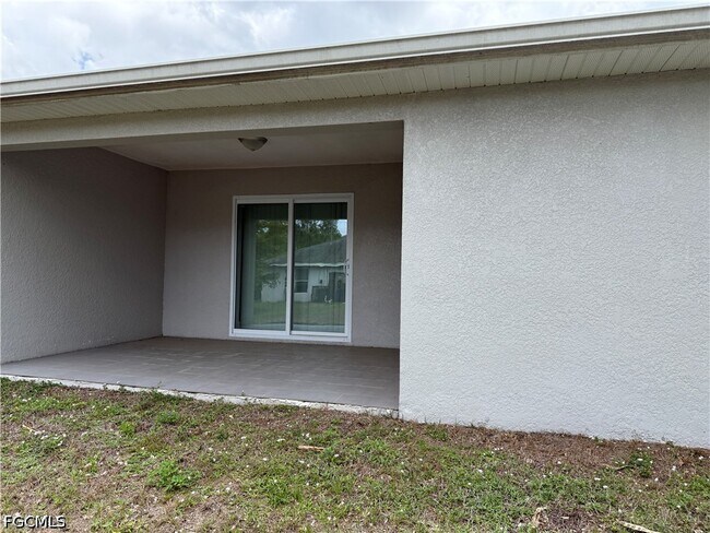 Building Photo - 356 Bell Blvd