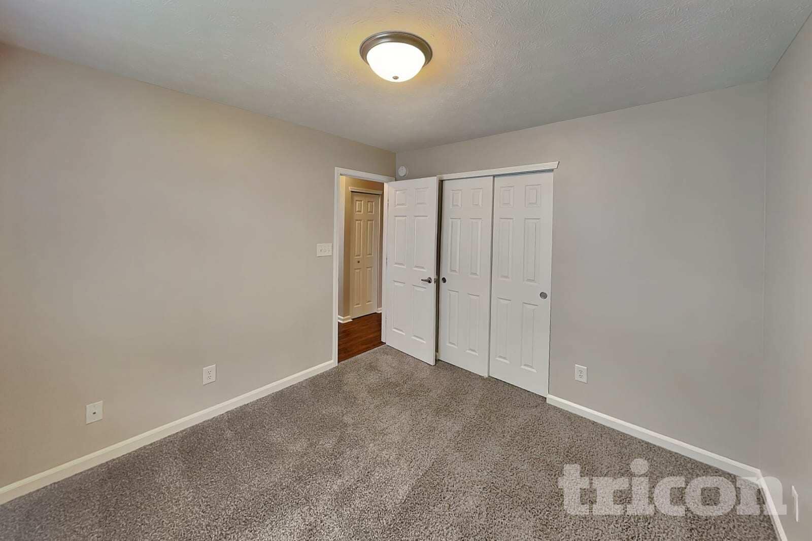 Building Photo - 2522 Swan Sea Dr