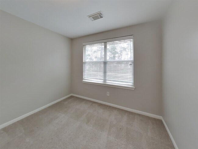 Building Photo - 2907 Crescent Star Rd