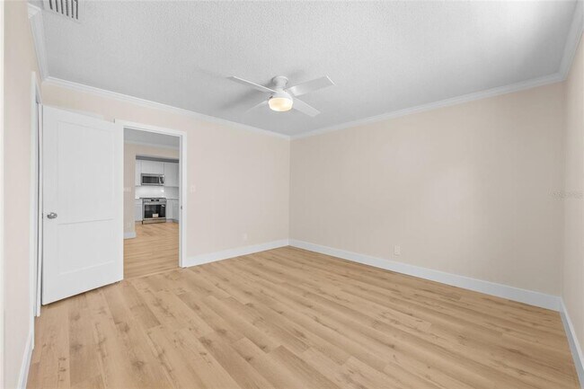 Building Photo - 2026 Bayou Grande Blvd NE