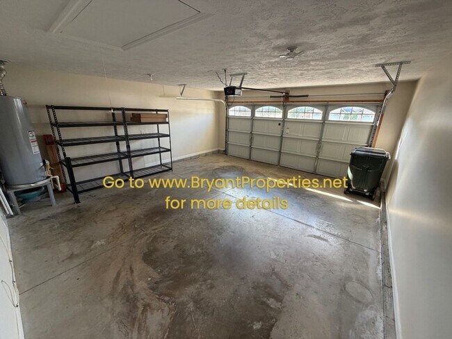 Building Photo - 395 Devon Chase Hill