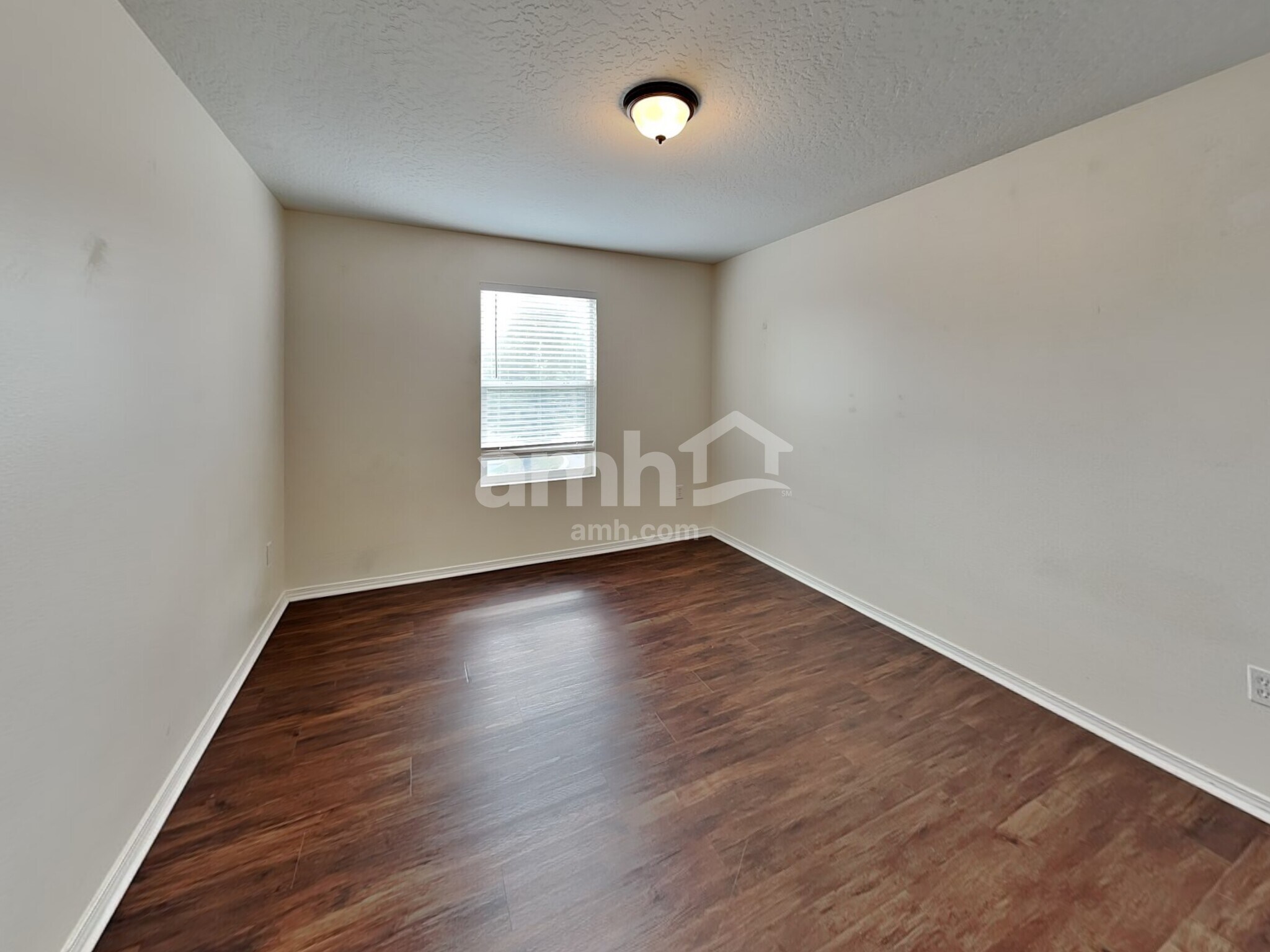 Building Photo - 6547 S Fairwind Pl