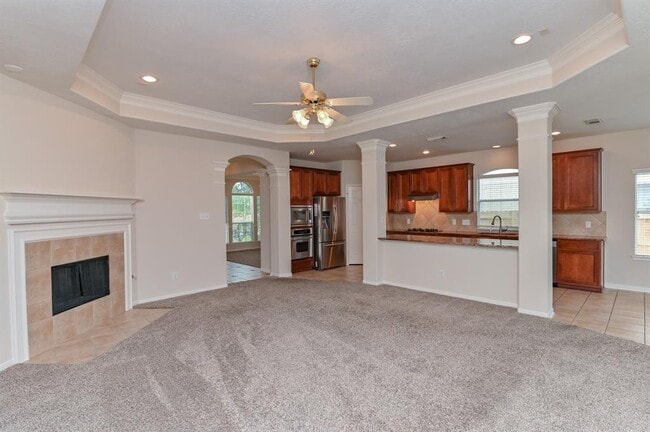 Building Photo - 211 Elana Ln