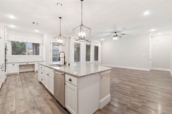 Building Photo - 17703 Sequoia Kings Dr