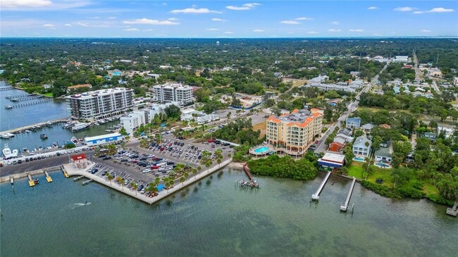 Building Photo - 609 N Osceola Ave