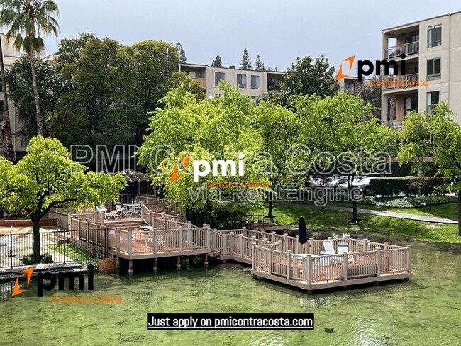 Building Photo - 470 N Civic Dr