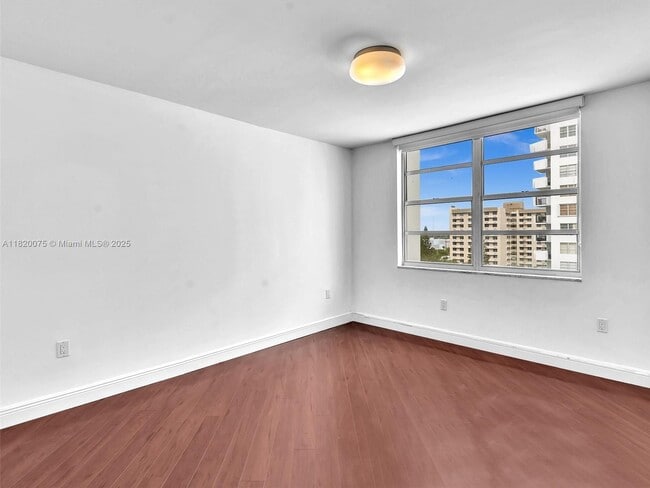Building Photo - 2750 NE 183rd St