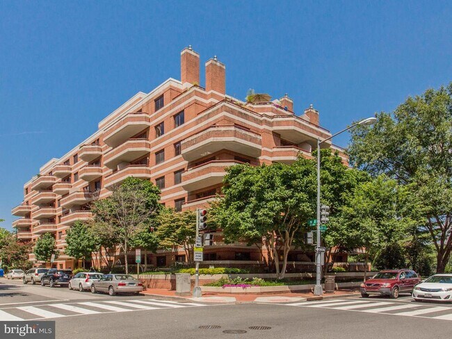 Building Photo - 2301 N St NW